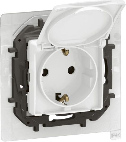 Контакт Шуко 16A с капак IP44 и с детска защита Legrand Niloe New NP3128WH - Бял