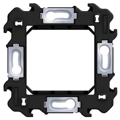 Монтажна рамка Bticino Light Now Y4702 - немски стандарт